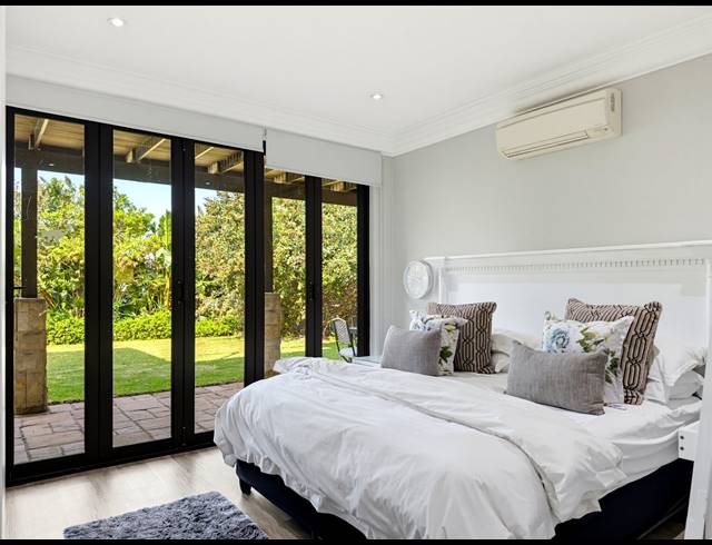 5 BEDROOM FREEHOLD FOR SALE IN ZIMBALI ESTATE